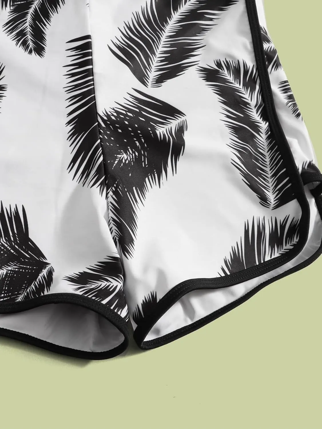 OYOANGLE Girl's 3 Piece Tropical Print Criss Cross Bikini Set Swimsuit Bathing Suit with Shorts